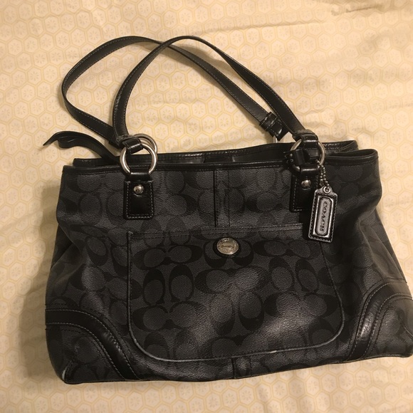 Coach Handbags - Coach purse